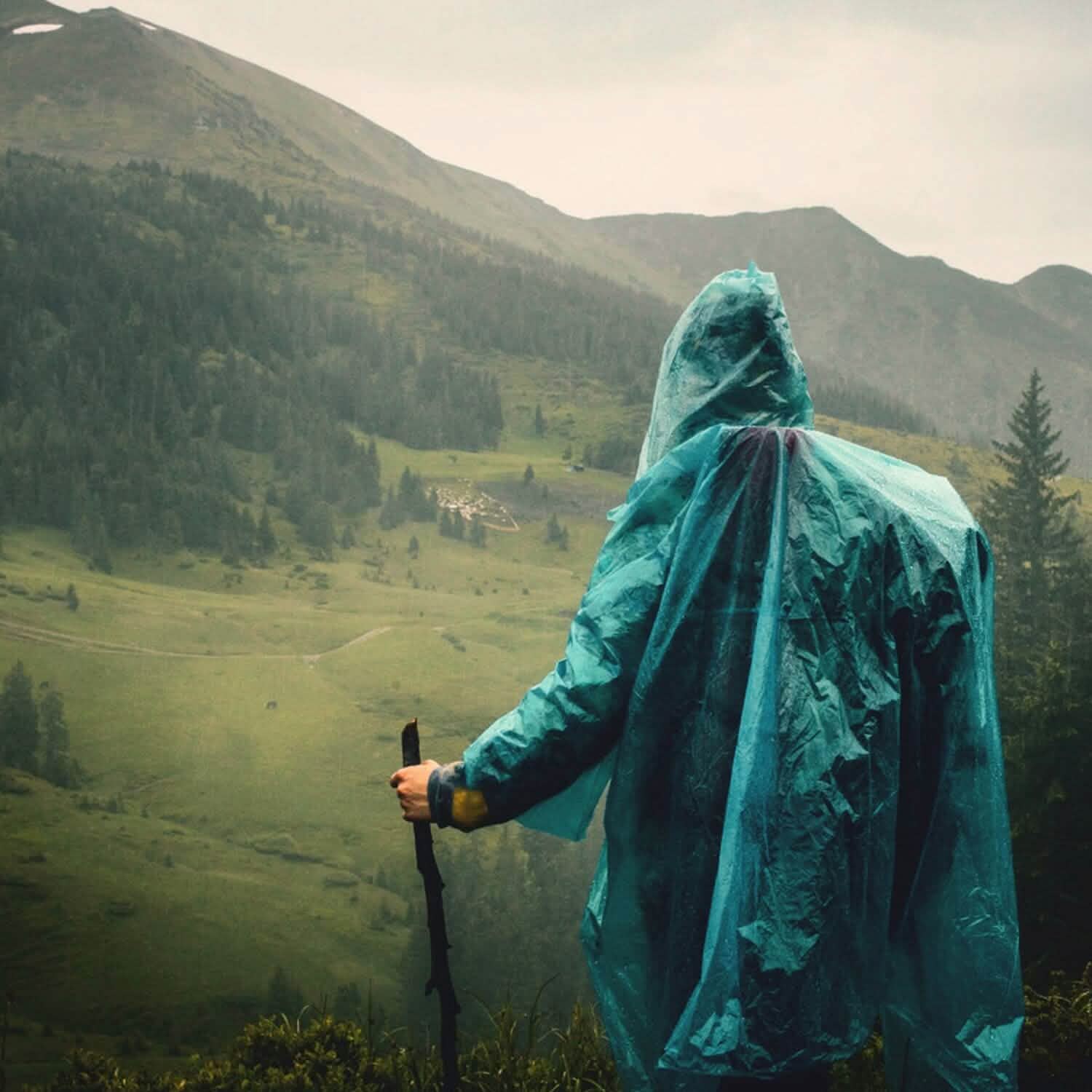 125-Piece Emergency Survival Kit – Tactical Outdoor Gear with First Aid Set